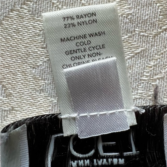 Women’s LOFT Black 3/4 Sleeve Cardigan Sweater - Picture 4 of 5